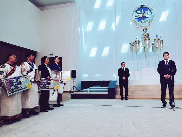 “Хөсөгтөн” хамтлаг Г.Ариунбаатар Э.Амартүвшин нар шагнууллаа